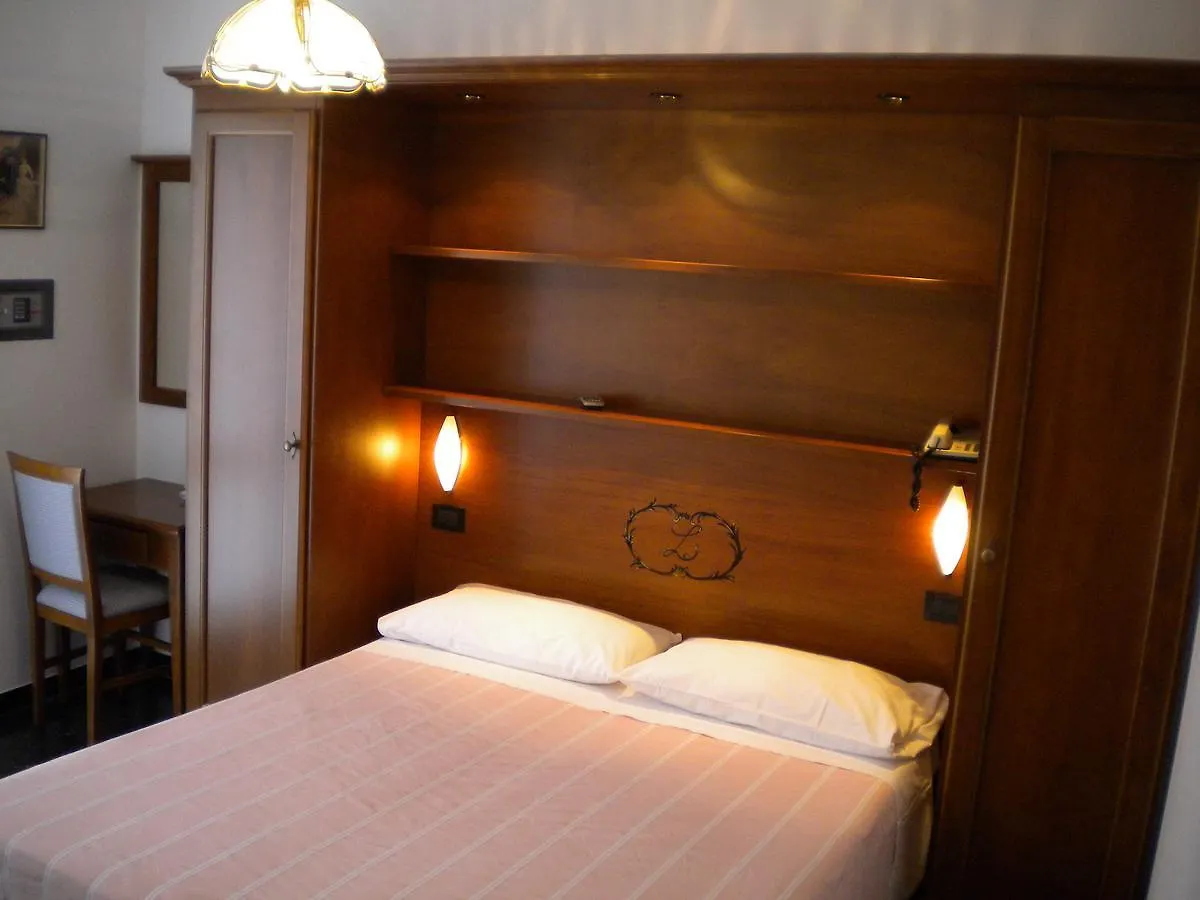 ** Hotel Lagoscuro Molino Nuovo  Italia